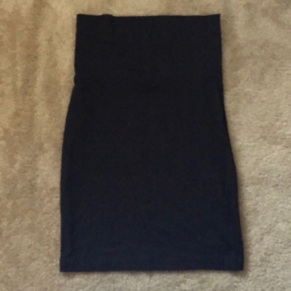NWT Black Forever21 Skirt. Size S. - Picture 3 of 3